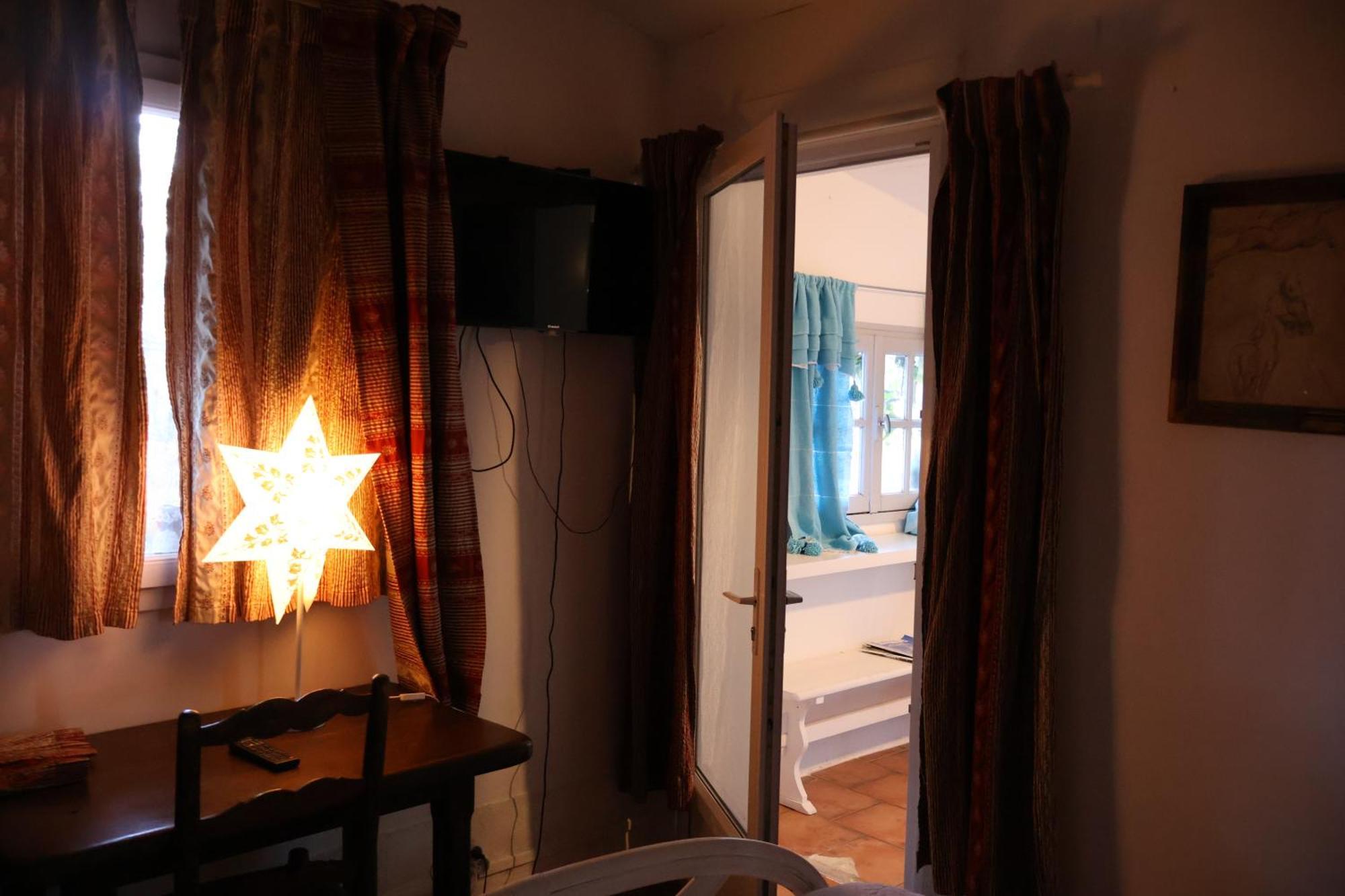 Bed and Breakfast Mazet du Maréchal Ferrant Saintes-Maries-de-la-Mer Exterior foto